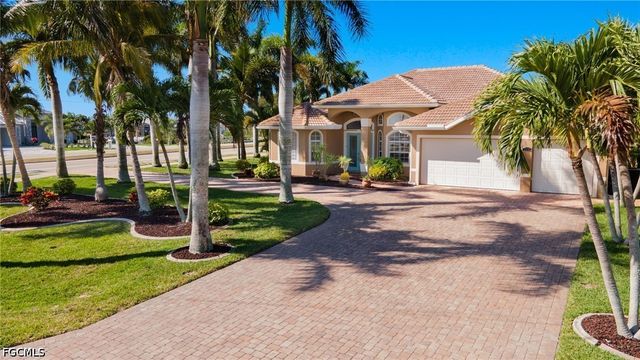 2710 SW 27th PL, Cape Coral, FL 33914