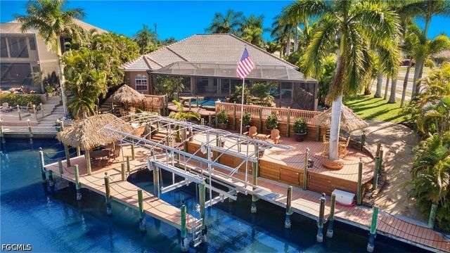 2710 SW 27th PL, Cape Coral, FL 33914