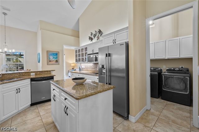 2710 SW 27th PL, Cape Coral, FL 33914