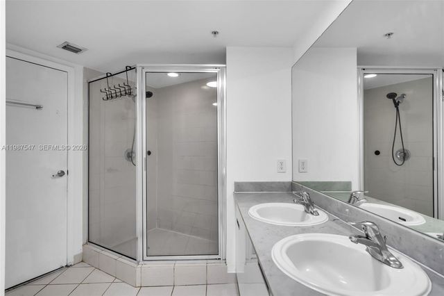 1881 79th St Cswy 705, North Bay Village, FL 33141