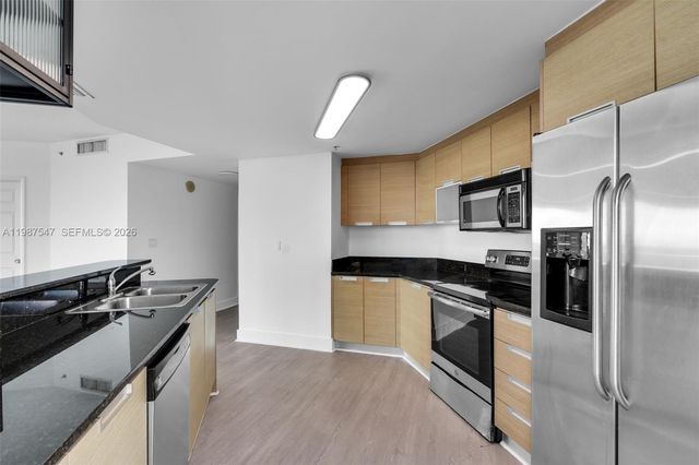 1881 79th St Cswy 705, North Bay Village, FL 33141