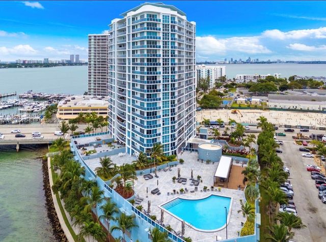 1881 79th St Cswy 705, North Bay Village, FL 33141