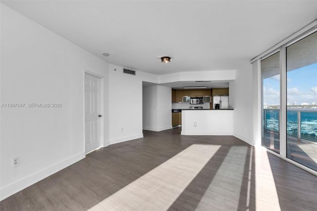 1881 79th St Cswy 705, North Bay Village, FL 33141