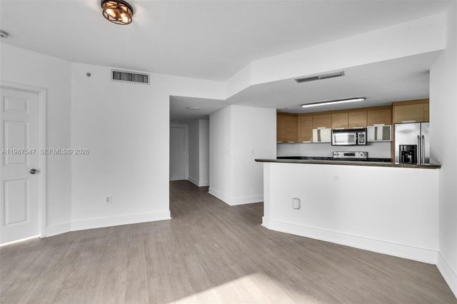 1881 79th St Cswy 705, North Bay Village, FL 33141