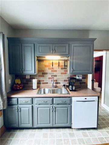 1002 S Main Street, Concordia, MO 64020