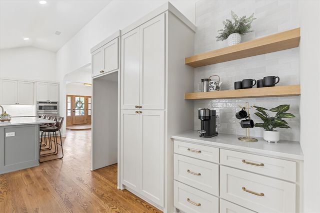 9518 Windy Knoll Drive, Dallas, TX 75243