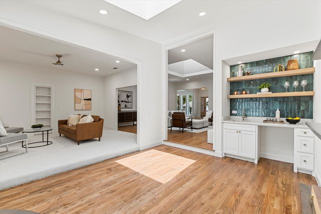 9518 Windy Knoll Drive, Dallas, TX 75243