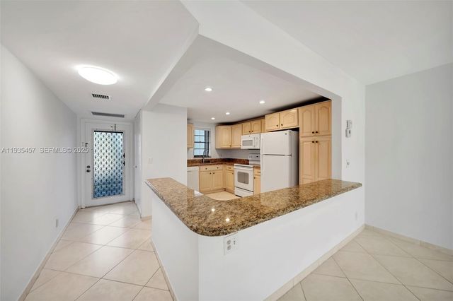 2450 Deer Creek Country Club Blvd 109-B, Deerfield Beach, FL 33442