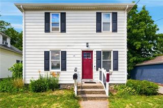 82 Dyer Avenue, East Providence, RI 02915