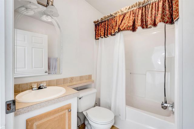 4920 NW 2nd Terrace, Pompano Beach, FL 33064