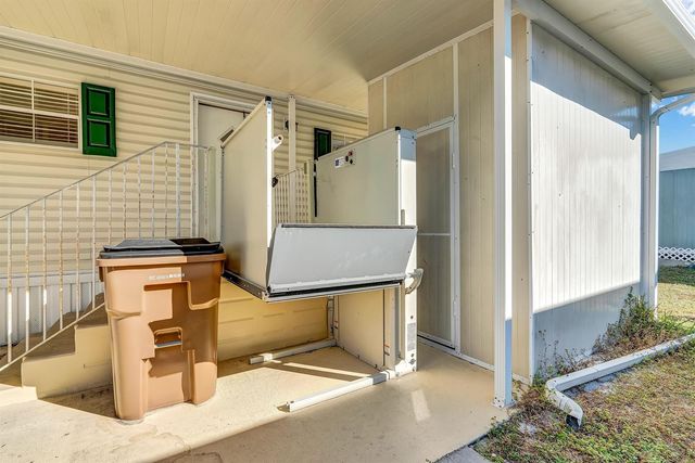 4920 NW 2nd Terrace, Pompano Beach, FL 33064