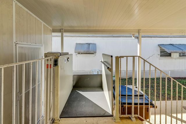 4920 NW 2nd Terrace, Pompano Beach, FL 33064