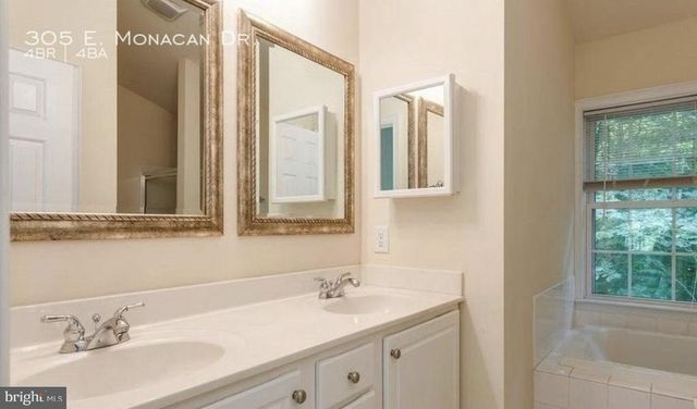305 E MONACAN DR, Charlottesville, VA 22901