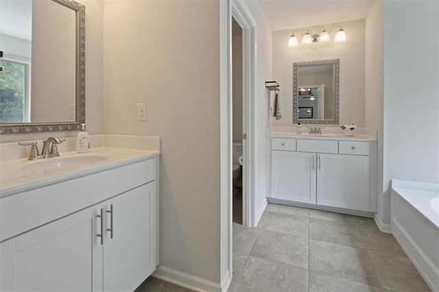 206 White Cloud Run, Canton, GA 30114