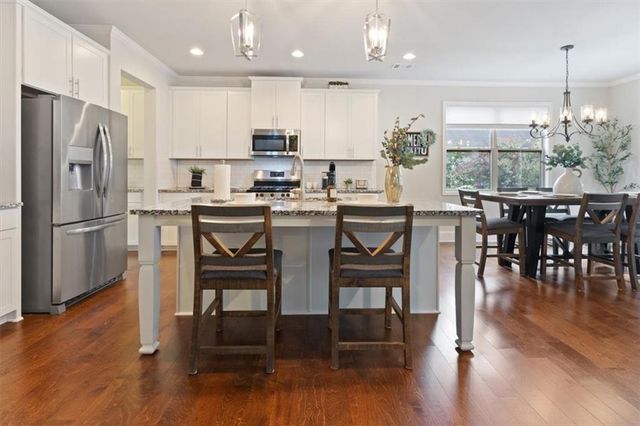 206 White Cloud Run, Canton, GA 30114