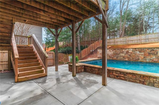 206 White Cloud Run, Canton, GA 30114