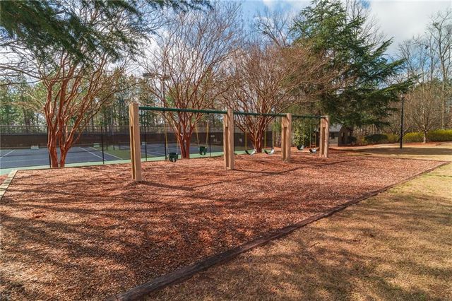 206 White Cloud Run, Canton, GA 30114