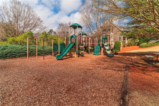 206 White Cloud Run, Canton, GA 30114