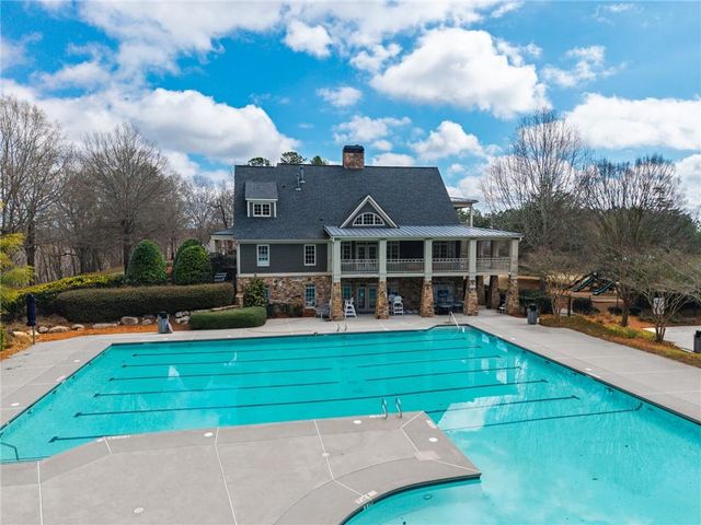 206 White Cloud Run, Canton, GA 30114