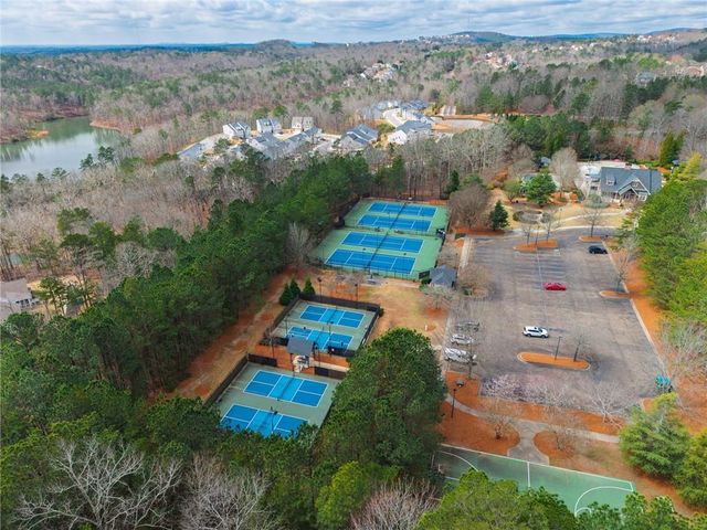 206 White Cloud Run, Canton, GA 30114