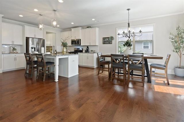 206 White Cloud Run, Canton, GA 30114