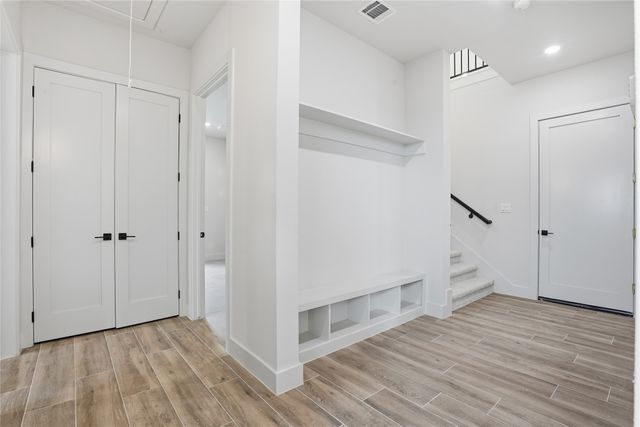 2700 Veridian Point Drive, Burleson, TX 76028