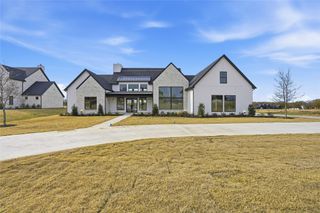 2700 Veridian Point Drive, Burleson, TX 76028