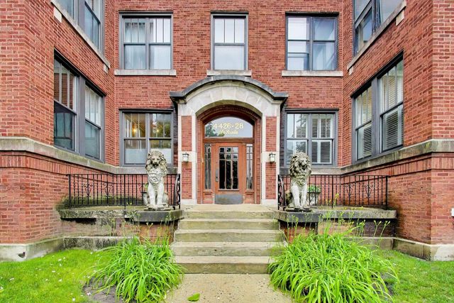 4428 N Malden Street 3N, Chicago, IL 60640