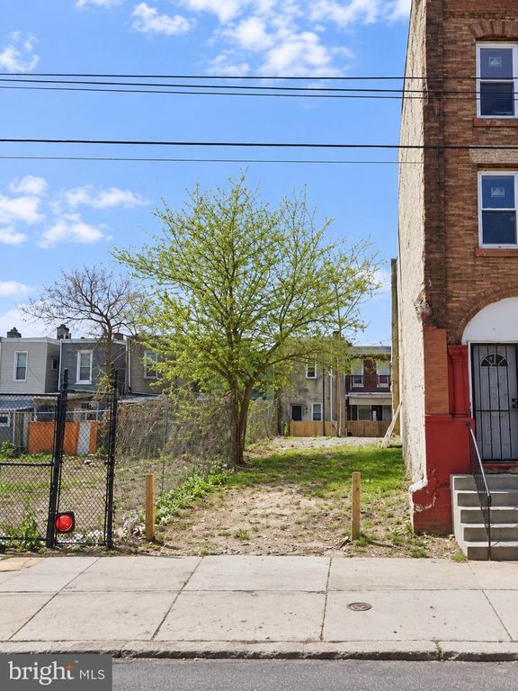 1512 W LEHIGH AVE, Philadelphia, PA 19132