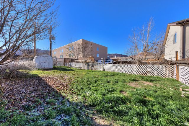 72 E 200 N, Moab, UT 84532