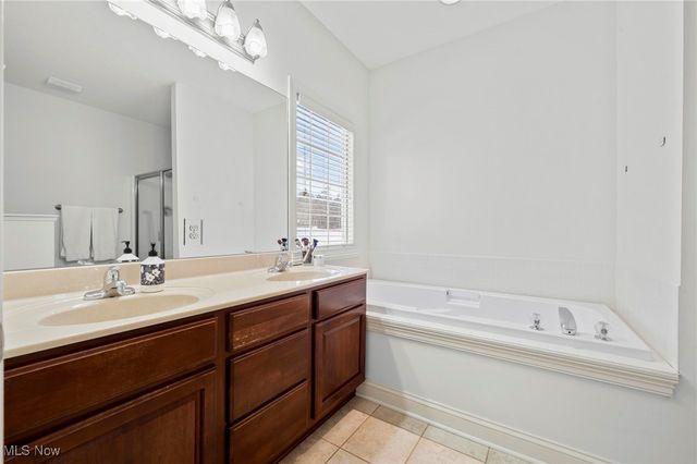 7590 Woodland Avenue, Hudson, OH 44236