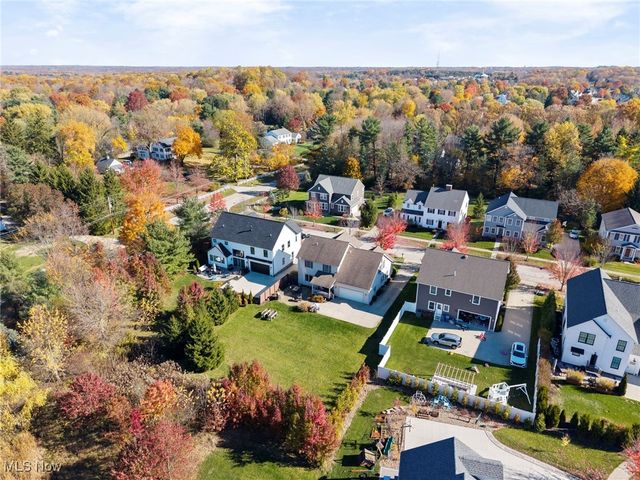 7590 Woodland Avenue, Hudson, OH 44236