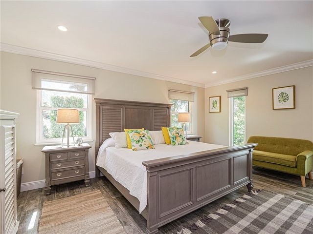 856 Norfolk Pine Lane, Vero Beach, FL 32963