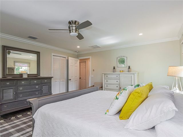 856 Norfolk Pine Lane, Vero Beach, FL 32963