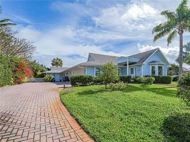 856 Norfolk Pine Lane, Vero Beach, FL 32963