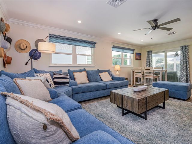 856 Norfolk Pine Lane, Vero Beach, FL 32963