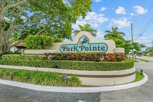 3349 Lucerne Park Drive, Greenacres, FL 33467