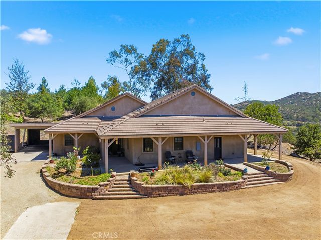23315 Old Wagon Road, Escondido, CA 92027