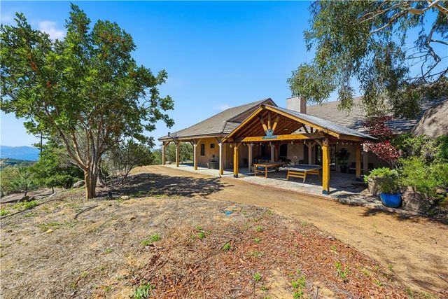 23315 Old Wagon Road, Escondido, CA 92027