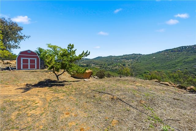 23315 Old Wagon Road, Escondido, CA 92027