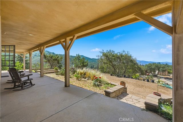 23315 Old Wagon Road, Escondido, CA 92027