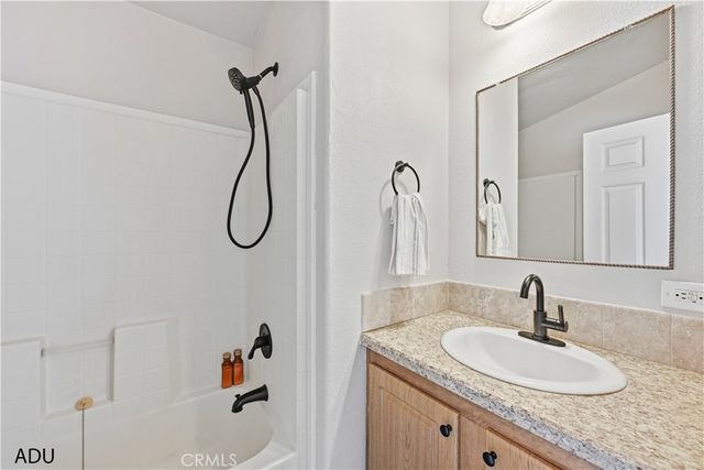 23315 Old Wagon Road, Escondido, CA 92027