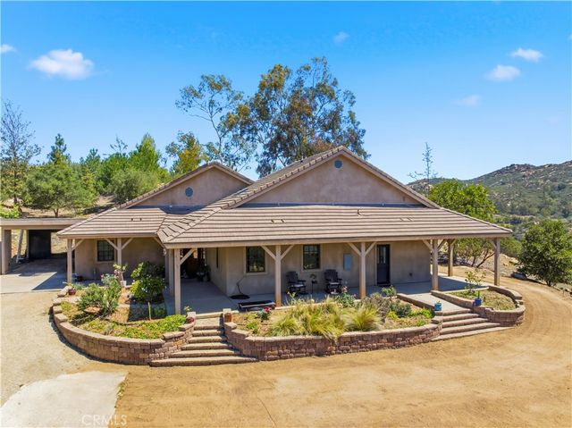 23315 Old Wagon Road, Escondido, CA 92027