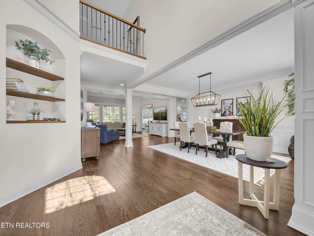 2326 Covered Bridge Blvd, Knoxville, TN 37932