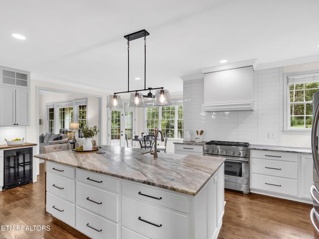 2326 Covered Bridge Blvd, Knoxville, TN 37932