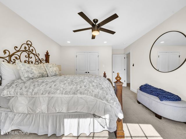 2326 Covered Bridge Blvd, Knoxville, TN 37932