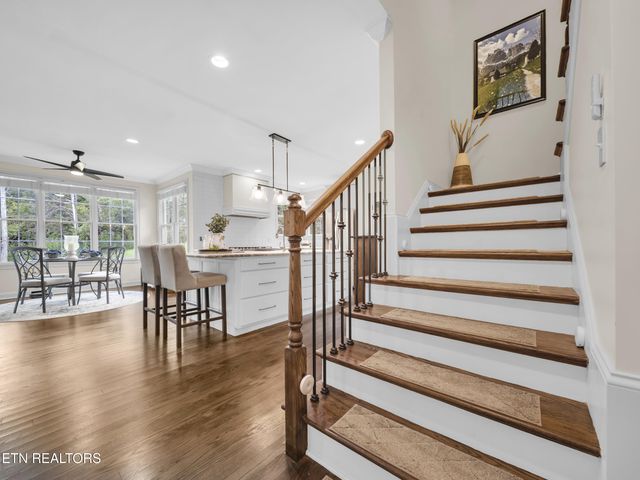 2326 Covered Bridge Blvd, Knoxville, TN 37932