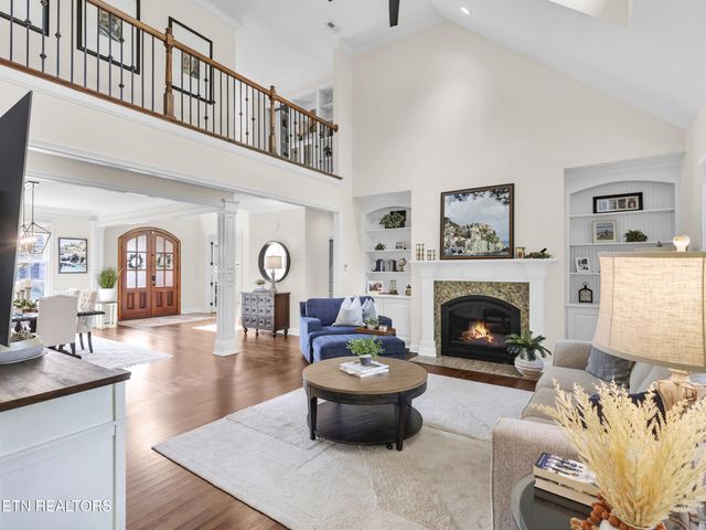 2326 Covered Bridge Blvd, Knoxville, TN 37932