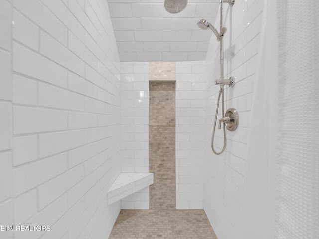 2326 Covered Bridge Blvd, Knoxville, TN 37932