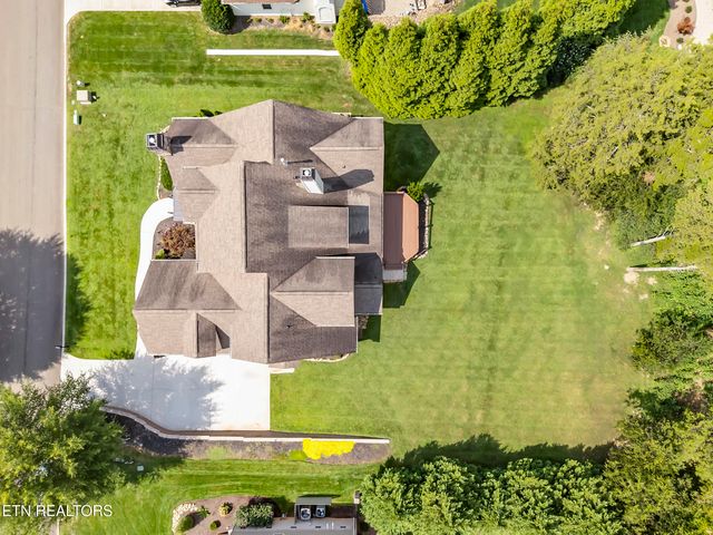 2326 Covered Bridge Blvd, Knoxville, TN 37932